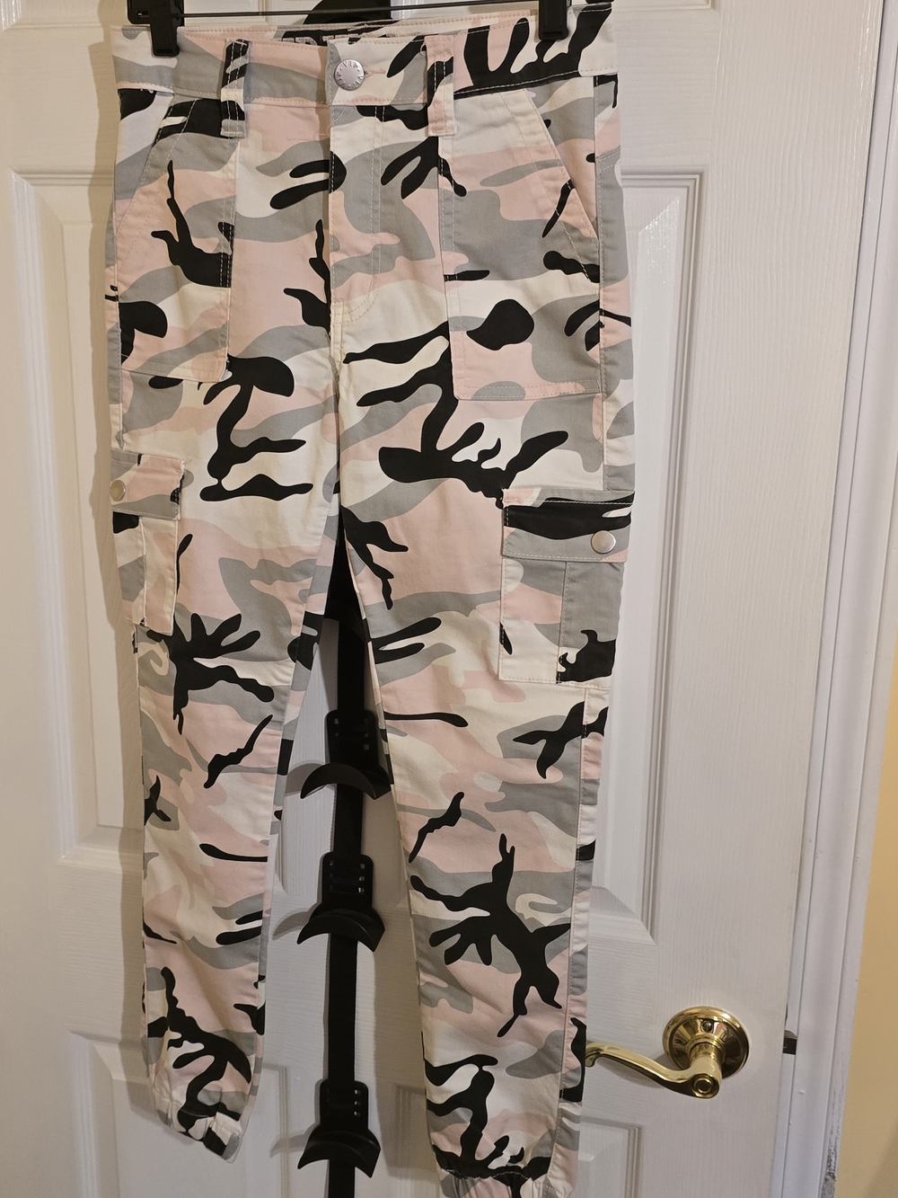 VIP Pink Camo Skinny Cargo Jeans